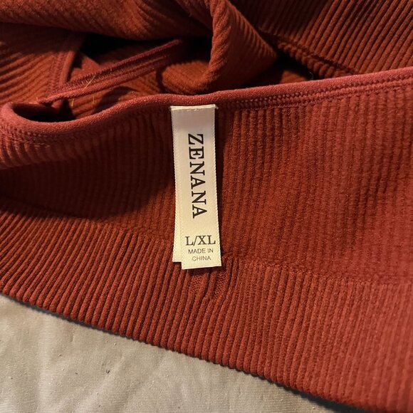 Women's L/XL Red Bra Tank - Picture 3 of 5